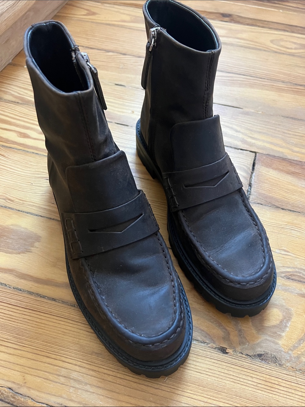 Massimo Dutti leather boots